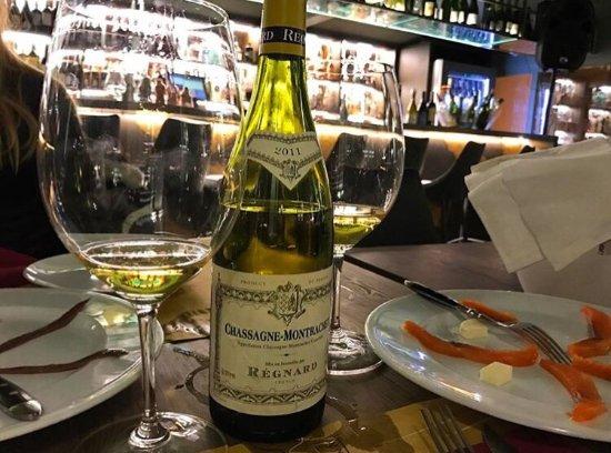 The Connery Champagneria