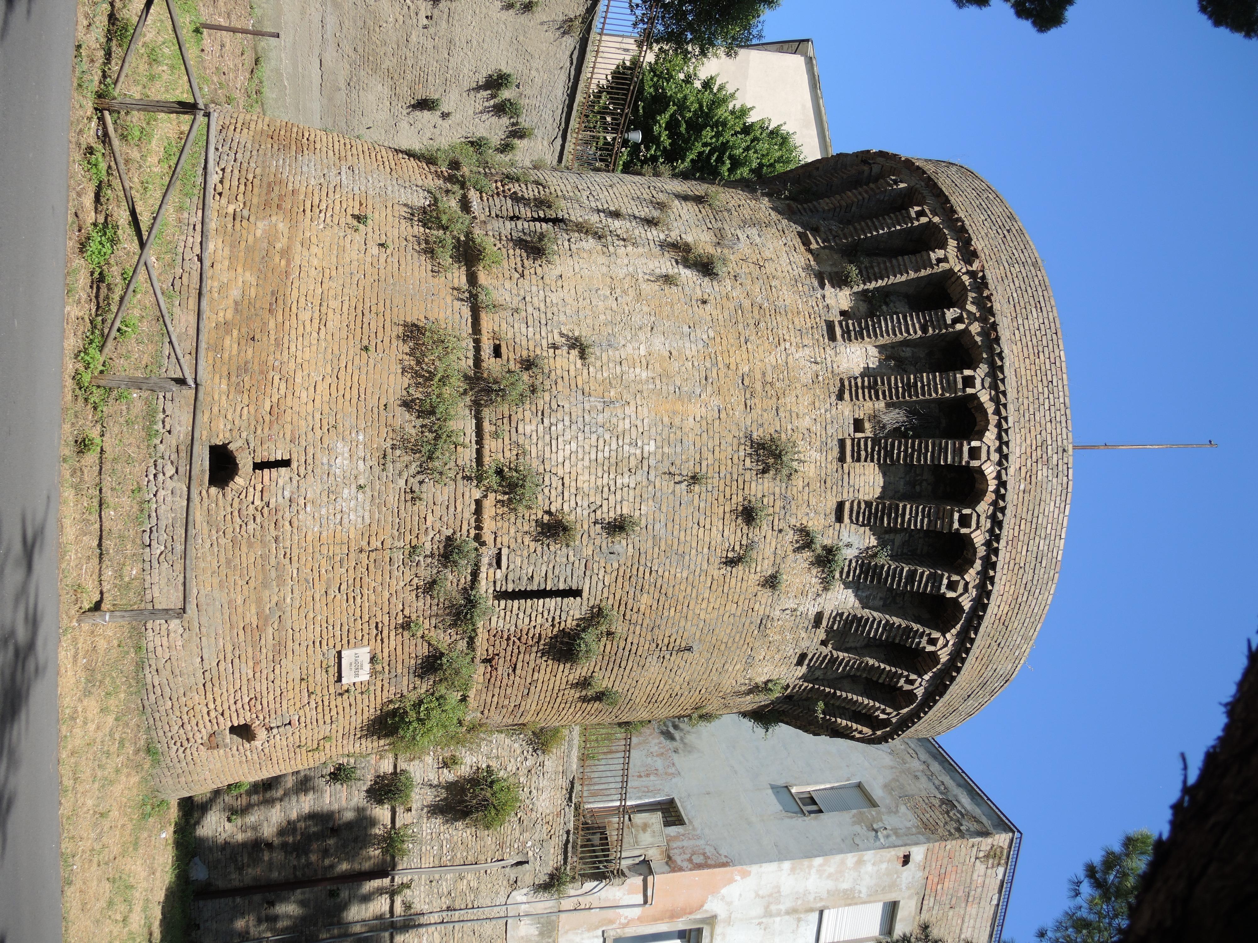 il Torrione Aragonese